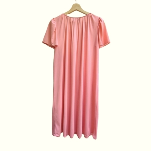 Retro Embroidered Nightie - Picture 2 of 8
